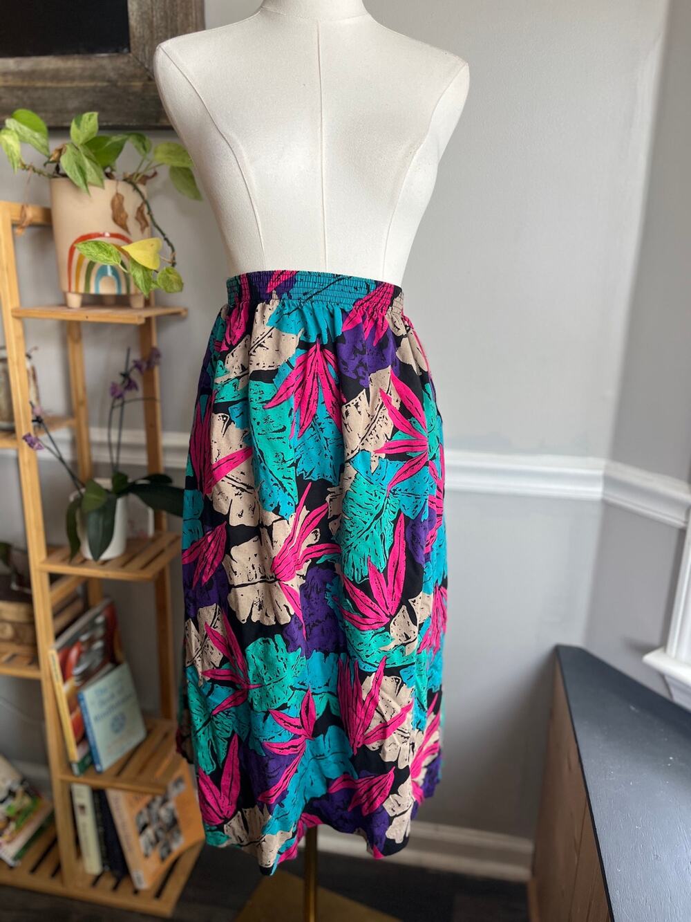 Vintage 80s Leaf Midi Skirt Colorful Elastic Waist Rayon Size 1X